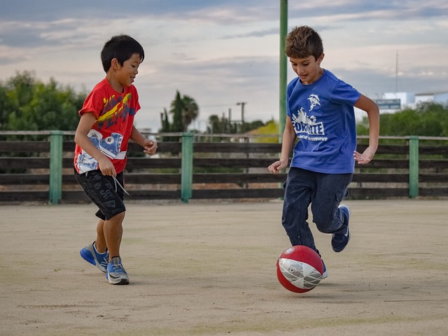 更是俱乐部 更是俱乐部